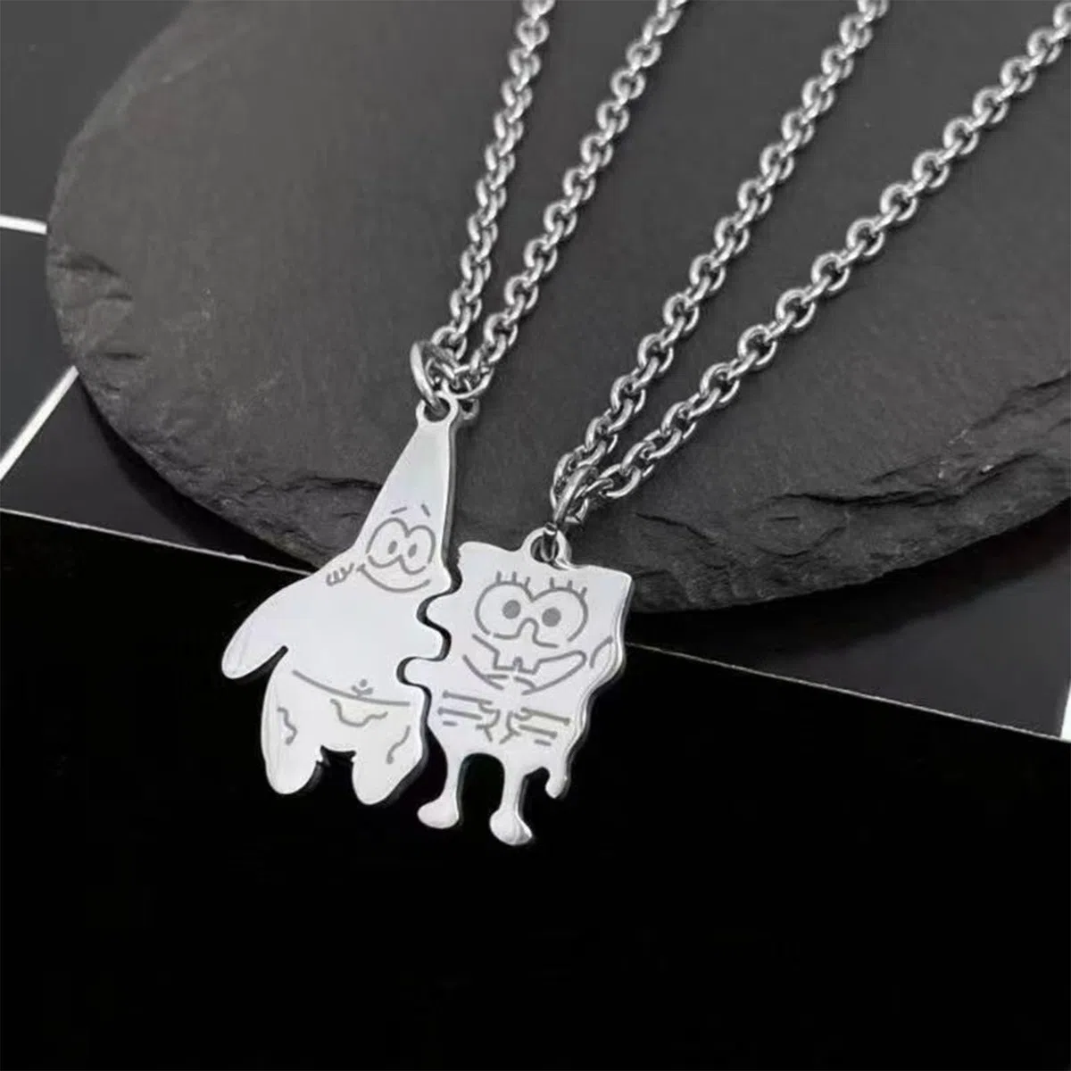 Paar Halskette, 2 Stücke Anime und Pai Starpaar Halskette, Schmuckketten Set, exquisite silberne Patrick Star Pendant , Kawaii Schmuck Junge und Mädchen, Kinder Geschenkgeschenk Freundschaft Kette