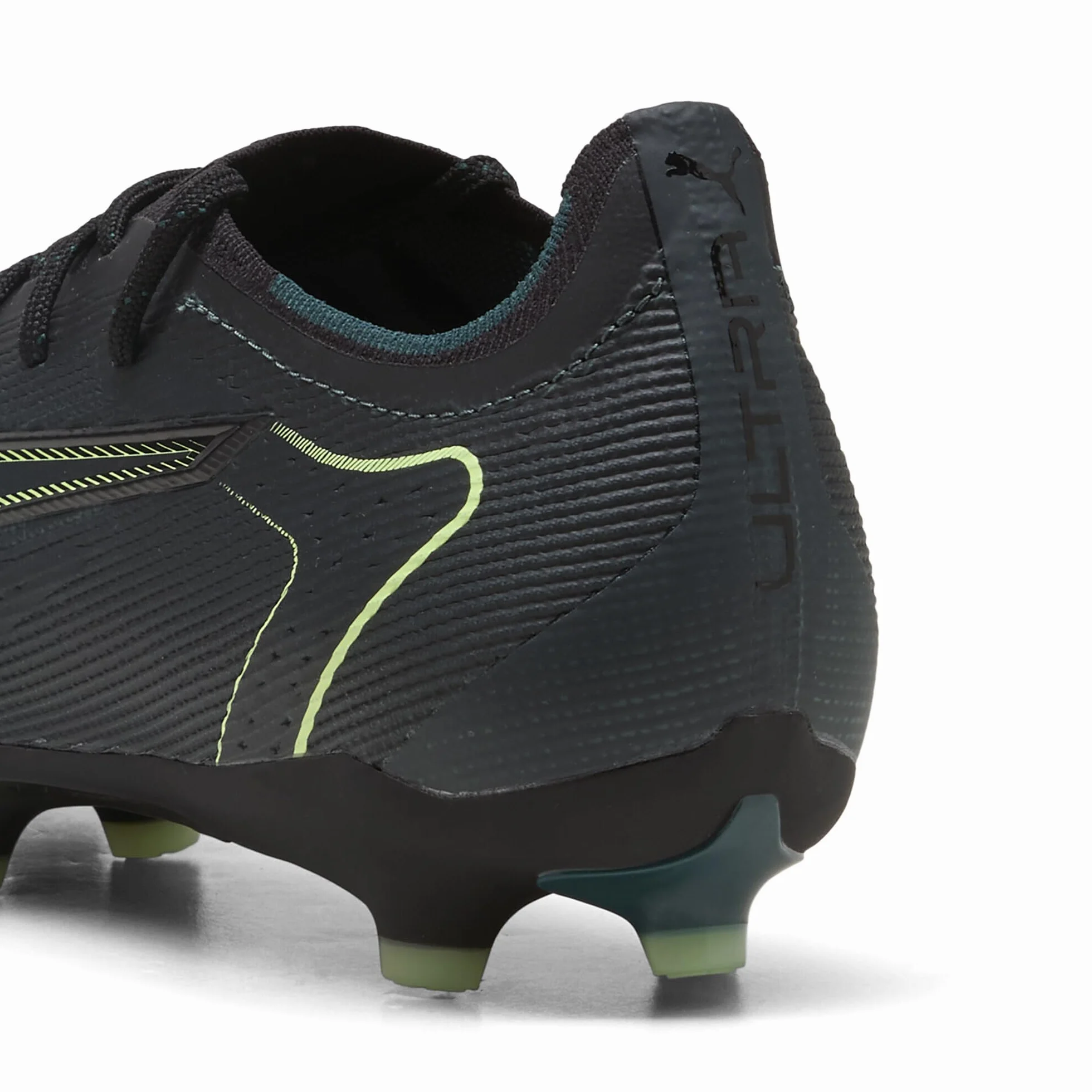 PUMA Erwachsene Ultra 6 PRO FG/AG Fußballschuhe