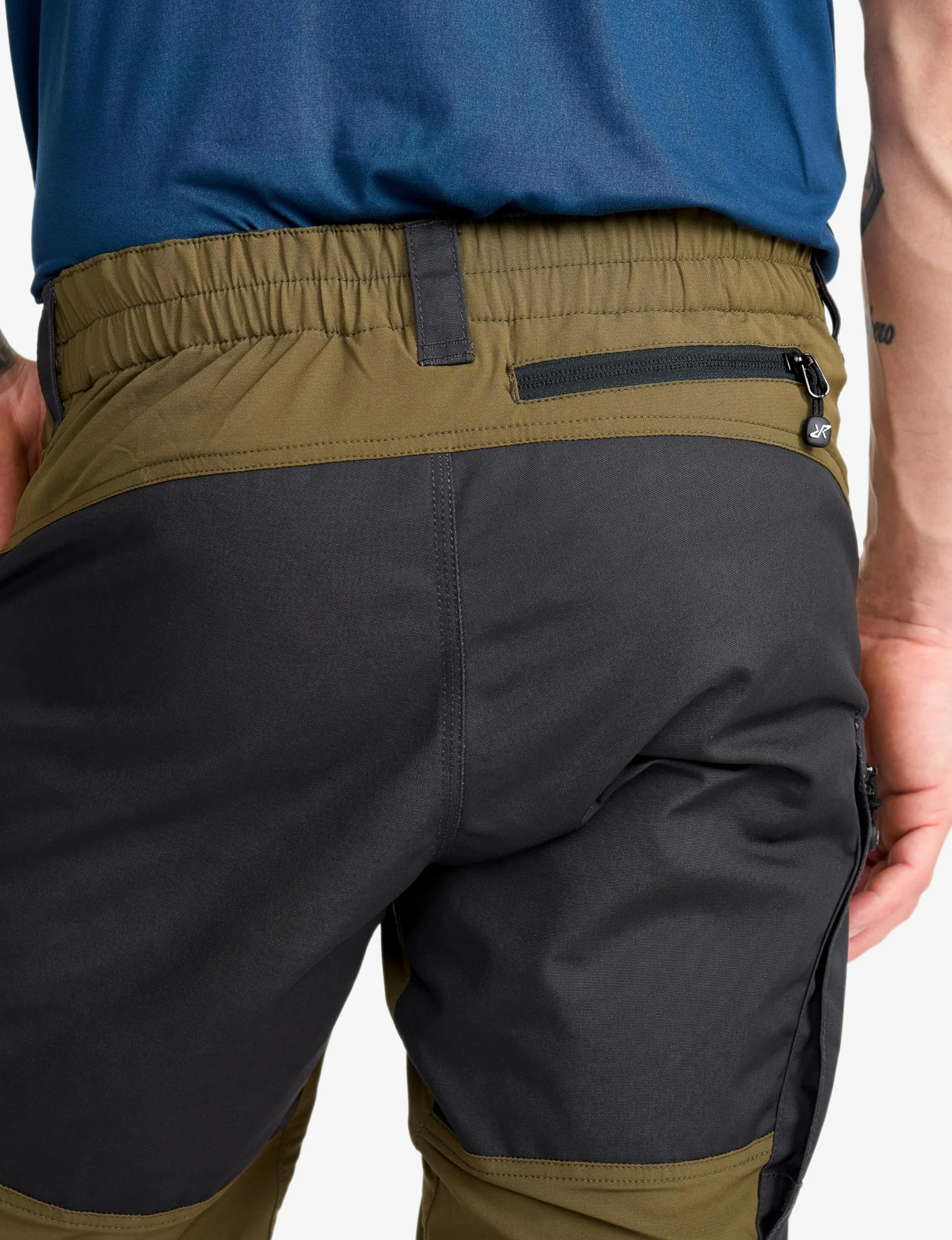RevolutionRace RVRC GP Shorts für Herren, strapazierfähige und belüftete Wandershorts für alle Outdoor-Aktivitäten