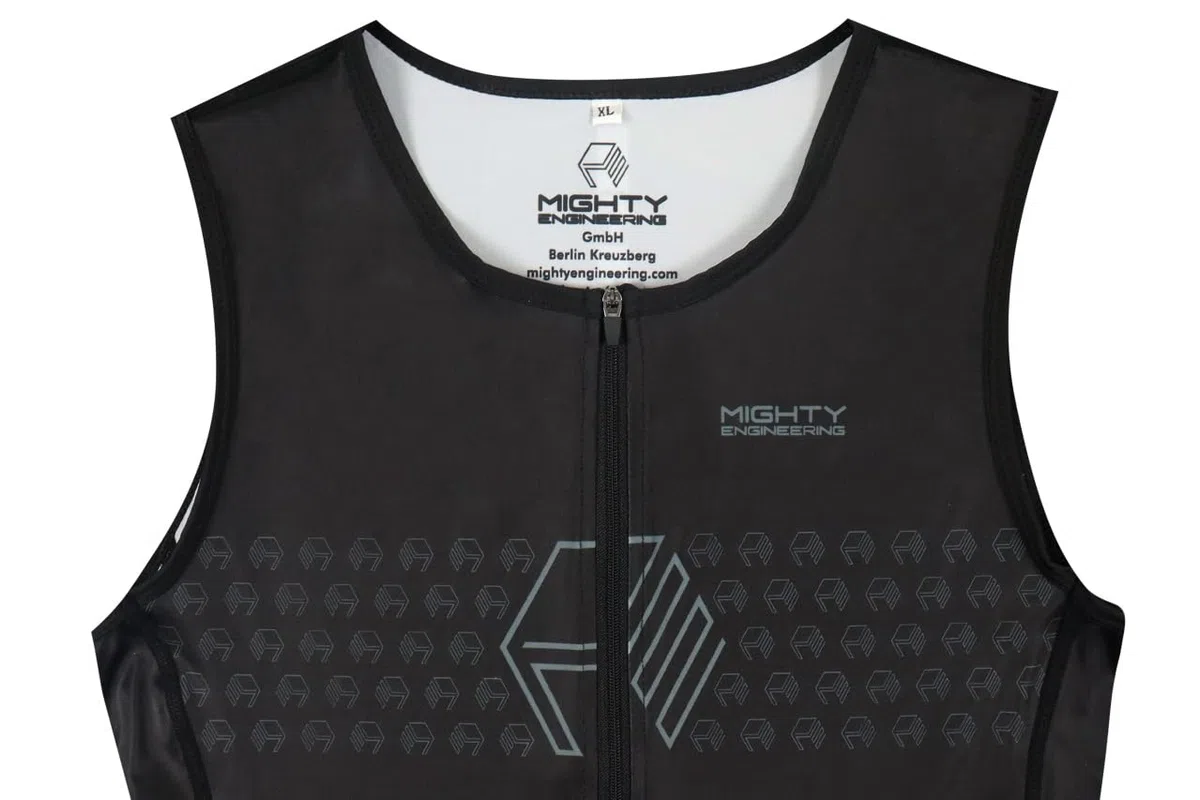Trisuit B4B, Triathlon Anzug, Triathlonanzug, Schwarz, Ärmellos, ultra schnell und power Optik, für Training, Sprint und olympische Distanzen