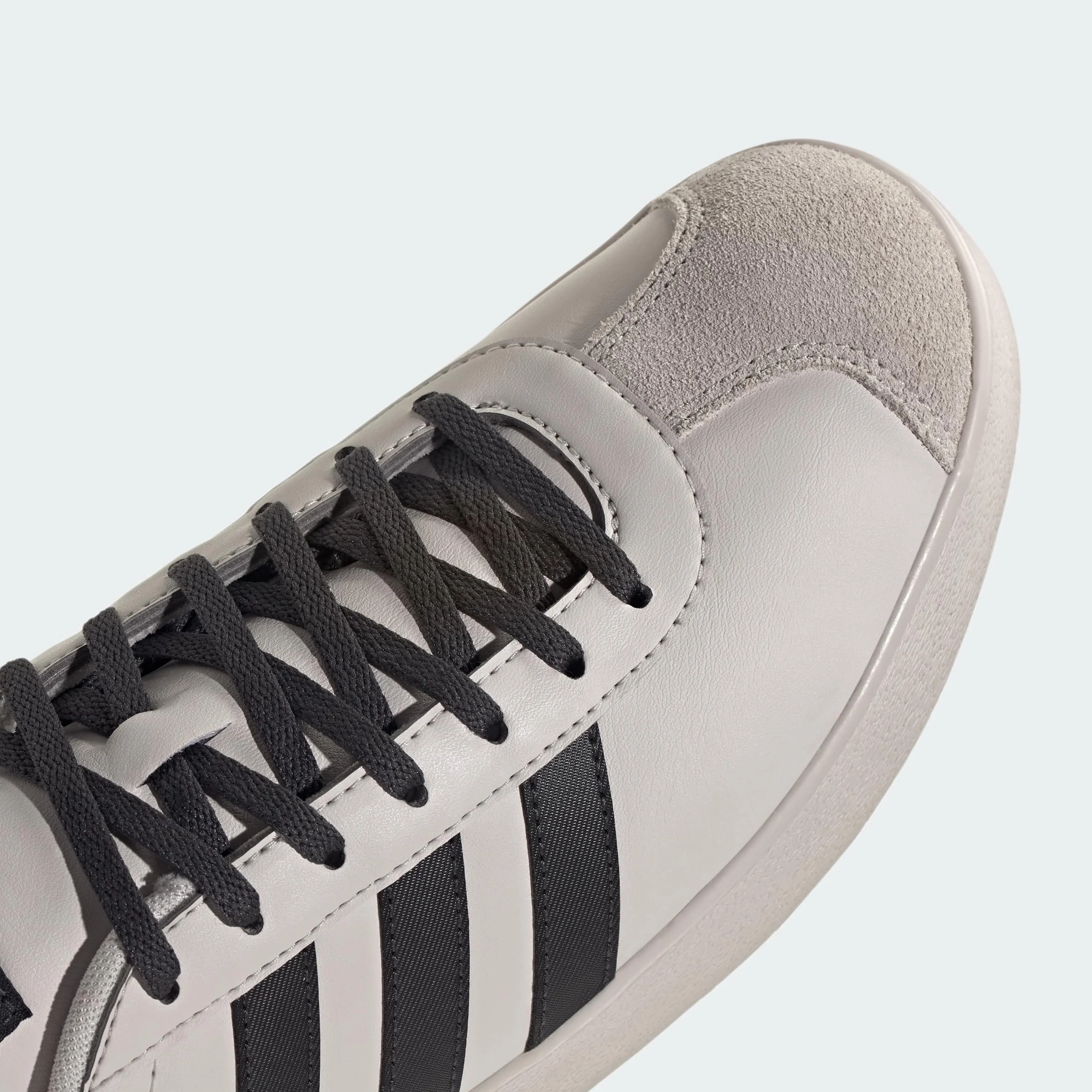 adidas Unisex VL Court Audi REVOLUT F1 Team Schuh