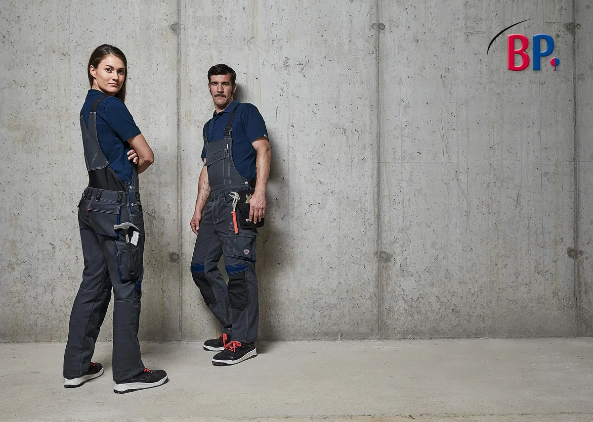 BP Profil 1844-720-10 Latzhose - Stretch-Hosenträger - Verstellbarer Bund - Taschen für Knieschoner - 65% Polyester, 35% Baumwolle - Normale Passform - Größe: 62 - Farbe: dunkelblau/königsblau