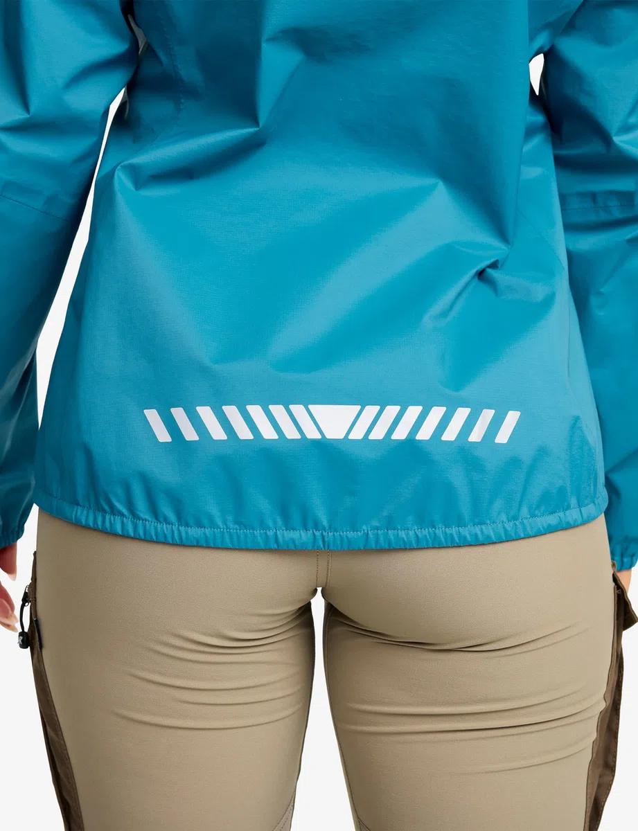 RevolutionRace Arcade 3L Lightweight Jacket für Damen, Wasserdichte Jacke, Packbare Windjacke für Wanderungen und Outdoor-Aktivitäten