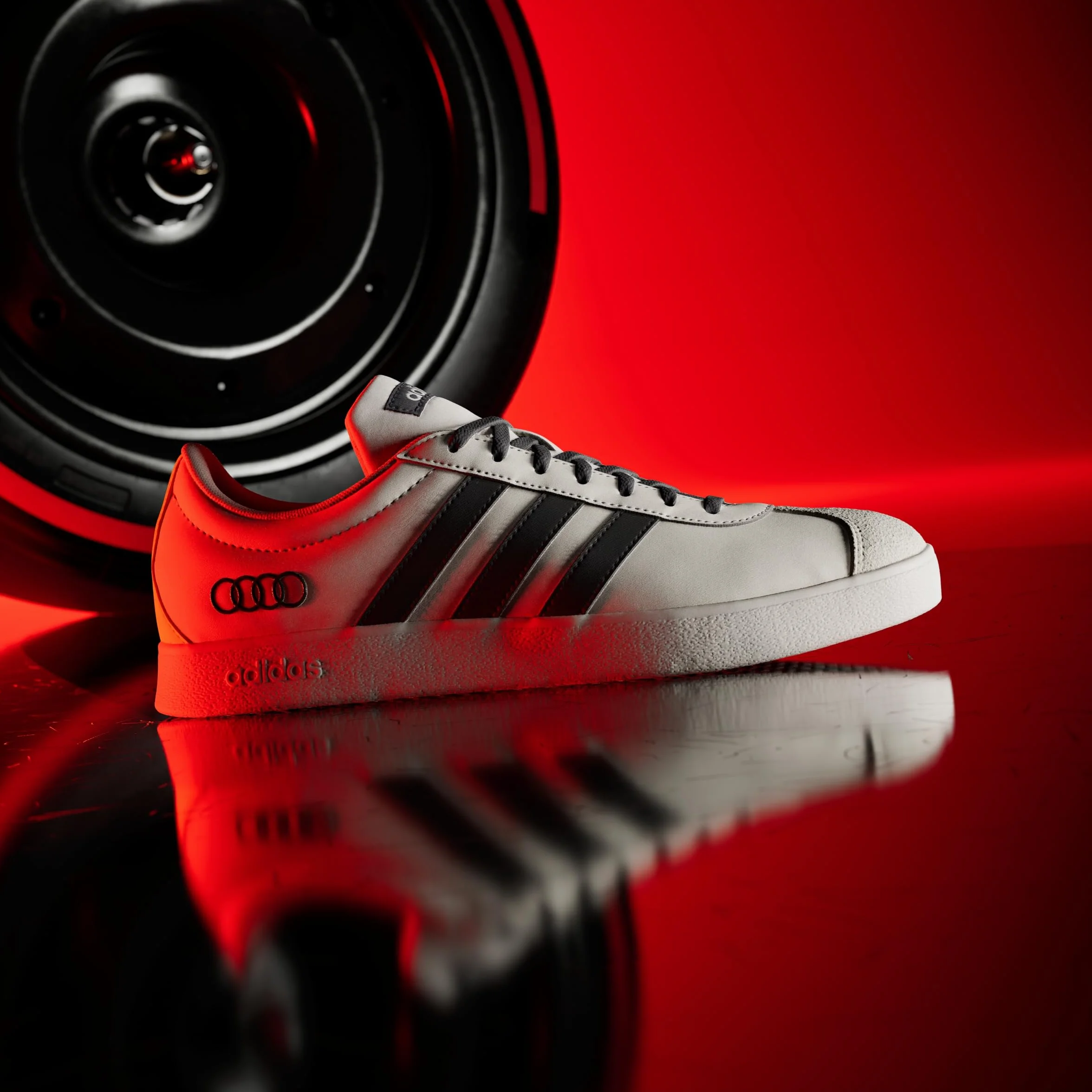 adidas Unisex VL Court Audi REVOLUT F1 Team Schuh